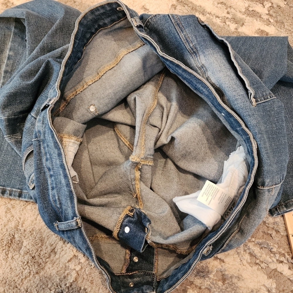Gemma Rae Stretch Denim Highrise Distressed Jeans Women's Plus Size 24W - Picture 13 of 16